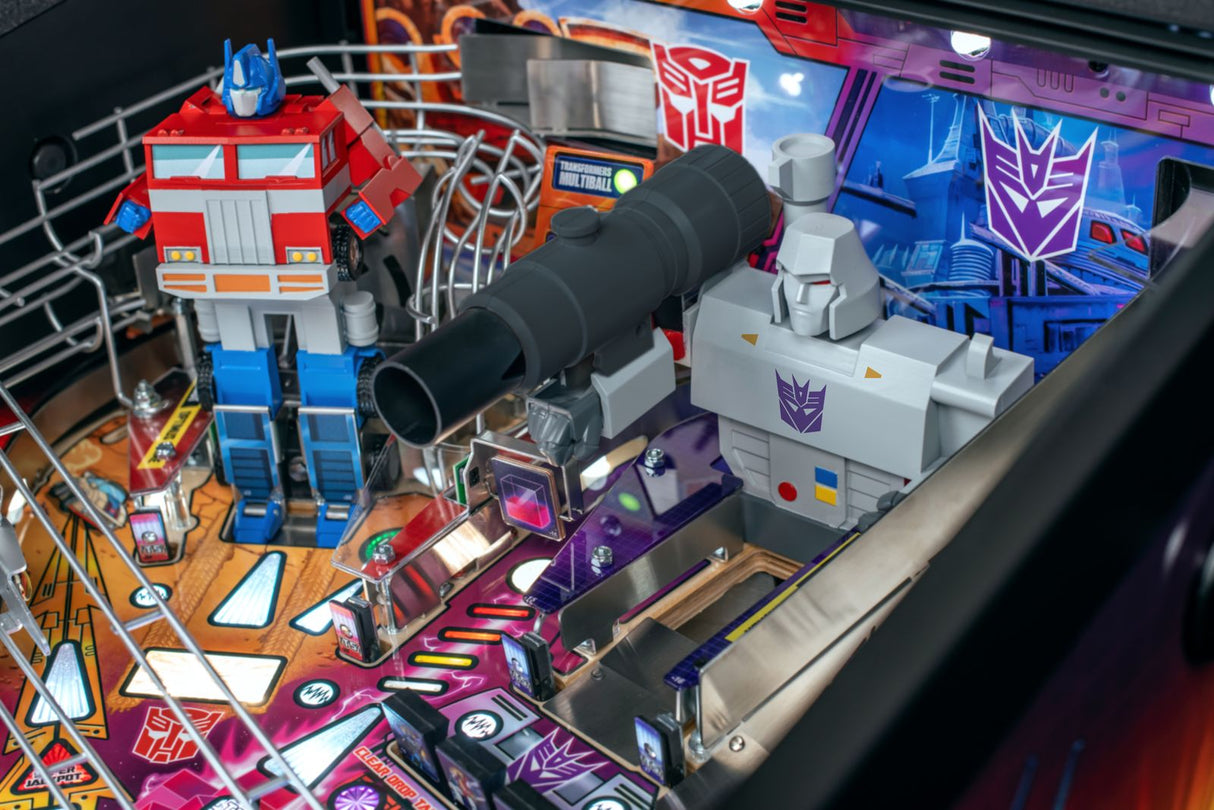 TRANSFORMERS: More Than Meets the Eye Pro Edition